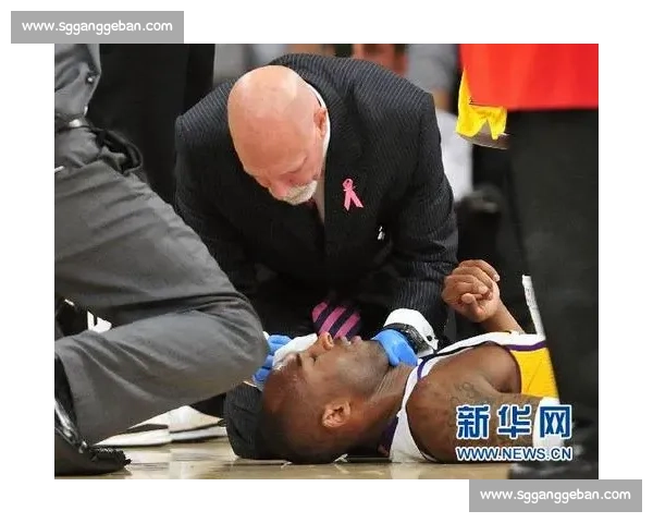 湖人对决勇士激战之夜科比意外受伤震动全场与联盟焦点比赛走向