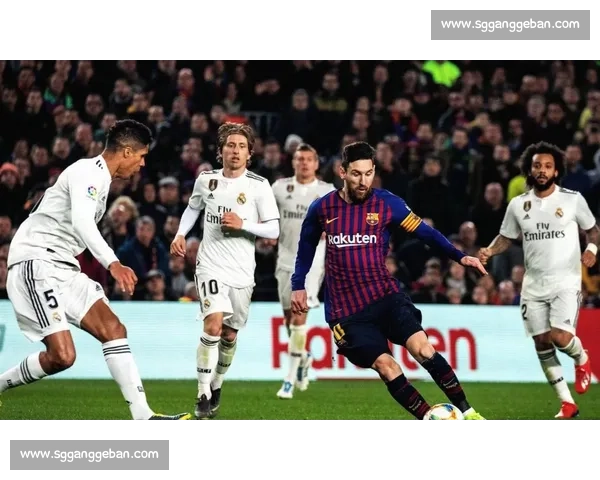 经典国家德比皇马对阵巴萨全场录像深度回顾与战术解析精彩瞬间 经典国家德比皇马对阵巴萨全场录像深度回顾与战术解析精彩瞬间